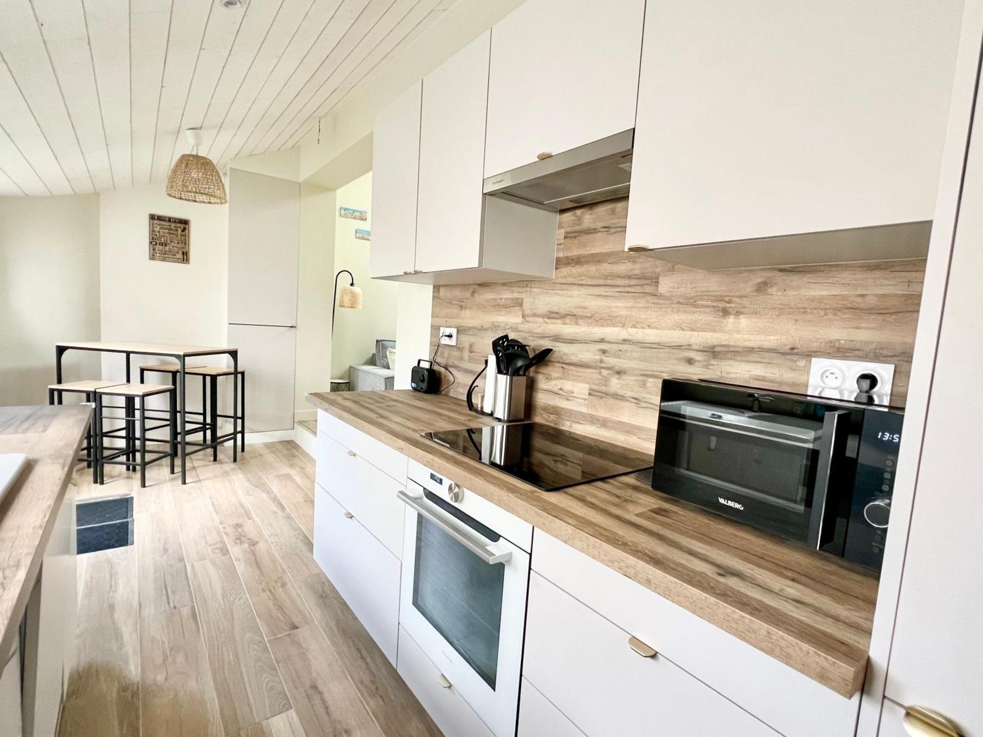 Holiday home Charmante Maison De - Patio - Wifi - Parking Gratuit