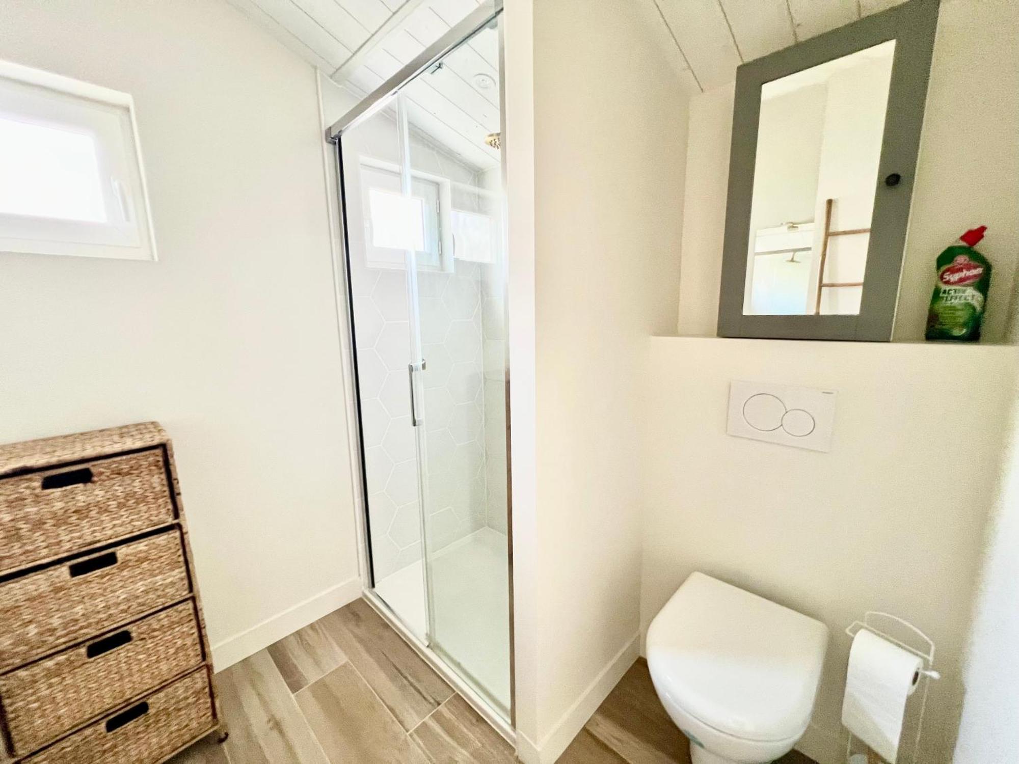 Charmante Maison De - Patio - Wifi - Parking Gratuit Holiday home *